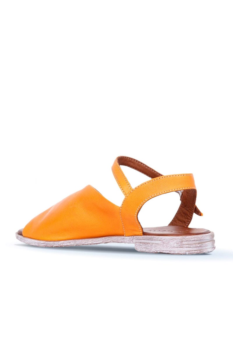 Bueno Easy Wear Flat Sandal - Image 4