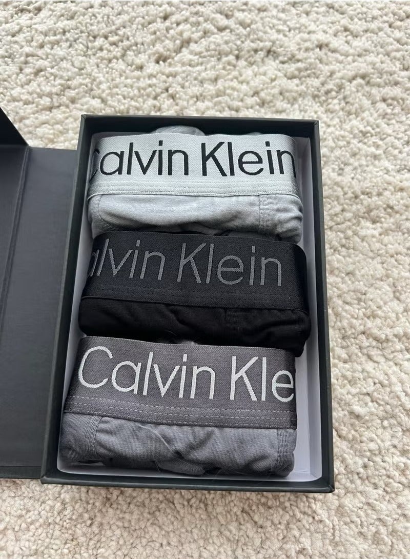 CK Men's Boxer Briefs (3 Gift Box) cotton fits closely