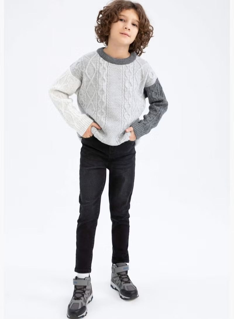 ديفاكتو بلوزة بقصة فضفاضة وياقة دائرية وأكمام طويلة للأولاد - Image 2