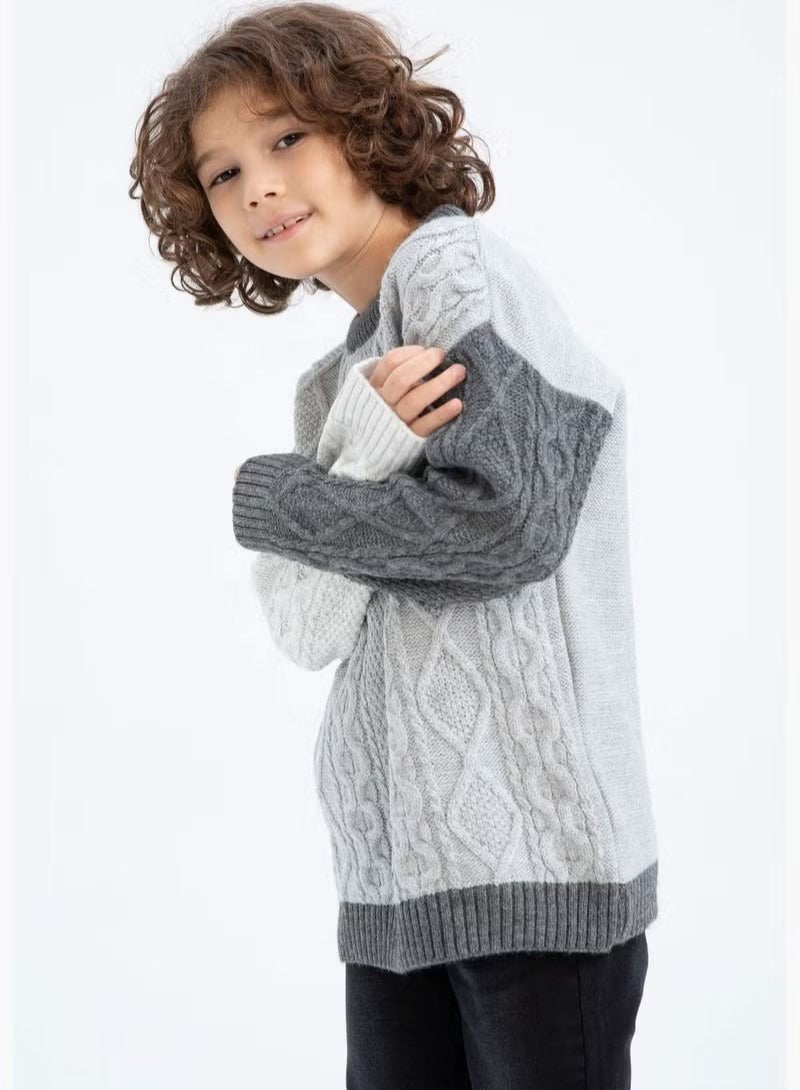 ديفاكتو بلوزة بقصة فضفاضة وياقة دائرية وأكمام طويلة للأولاد - Image 3