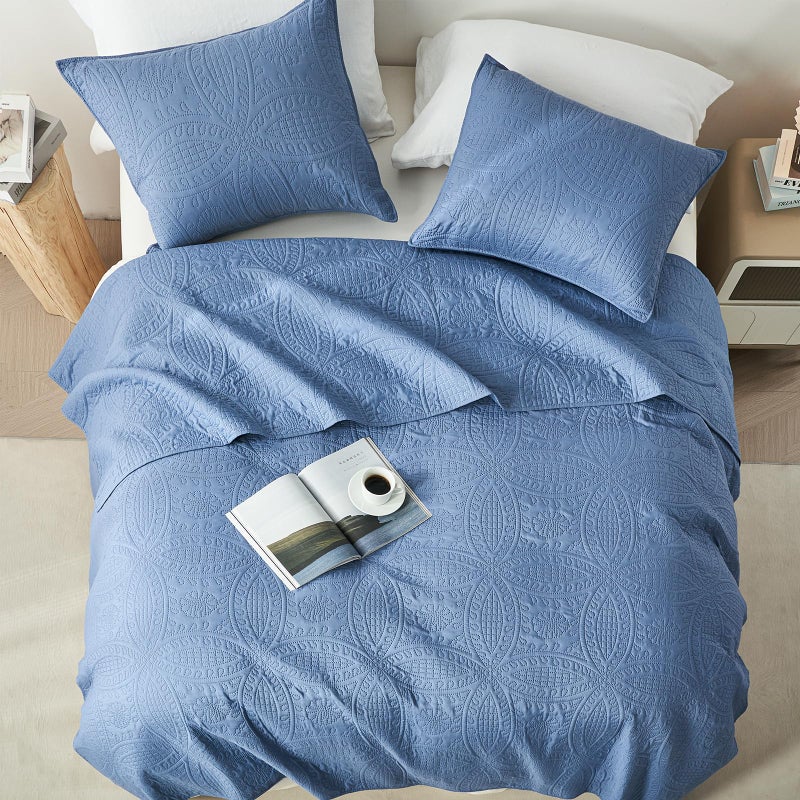 akkialla akkialla Queen Quilt Bedding Set Bluish Grey Ultrasonic Full/Queen Quilt Set Lightweight Soft Bedspread Coverlet Modern Style Coin Pattern Bed Cover for All Seasons 3 Piece(1 Quilt 2 Pillow Shams)  - Image 3