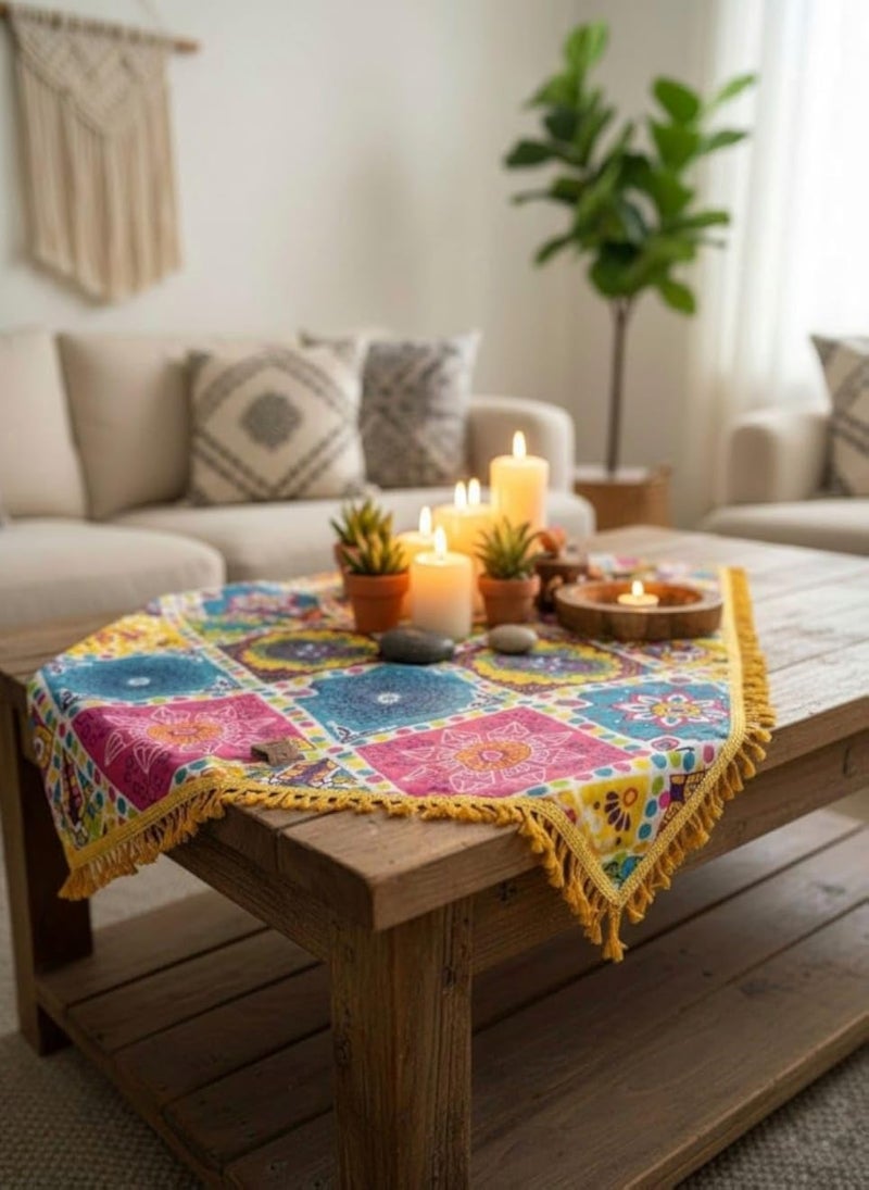 مفرش طاولة فاخر من خيامية، مقاس 150×220 سم، مصنوع من قماش ناعم، مزين بدانتيل أصفر فاتح، يضفي لمسة أنيقة على ديكور منزلك.