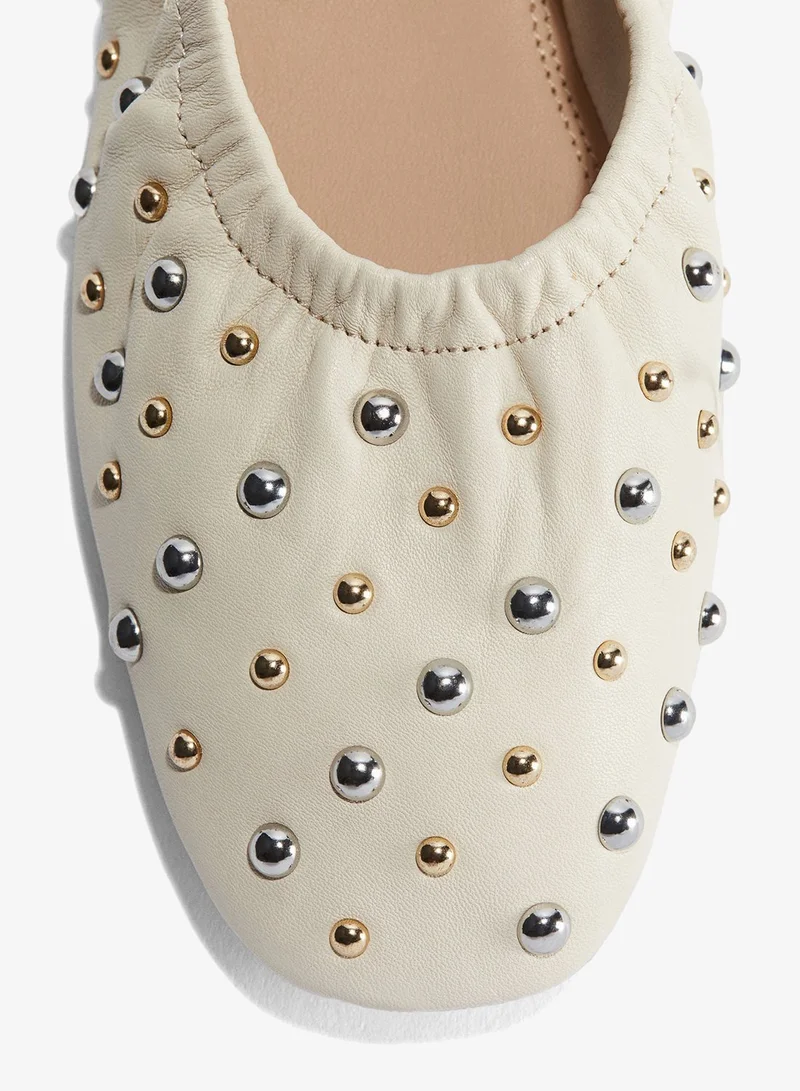 اتش اند ام حذاء باليه مرصع