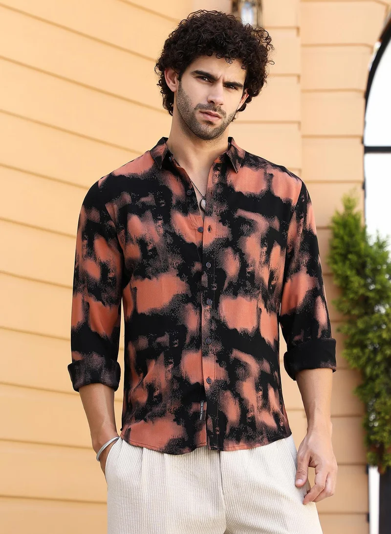 Campus Sutra Men's Obsidian Black & Sienna Brown Smudged-Block Regular Shirt