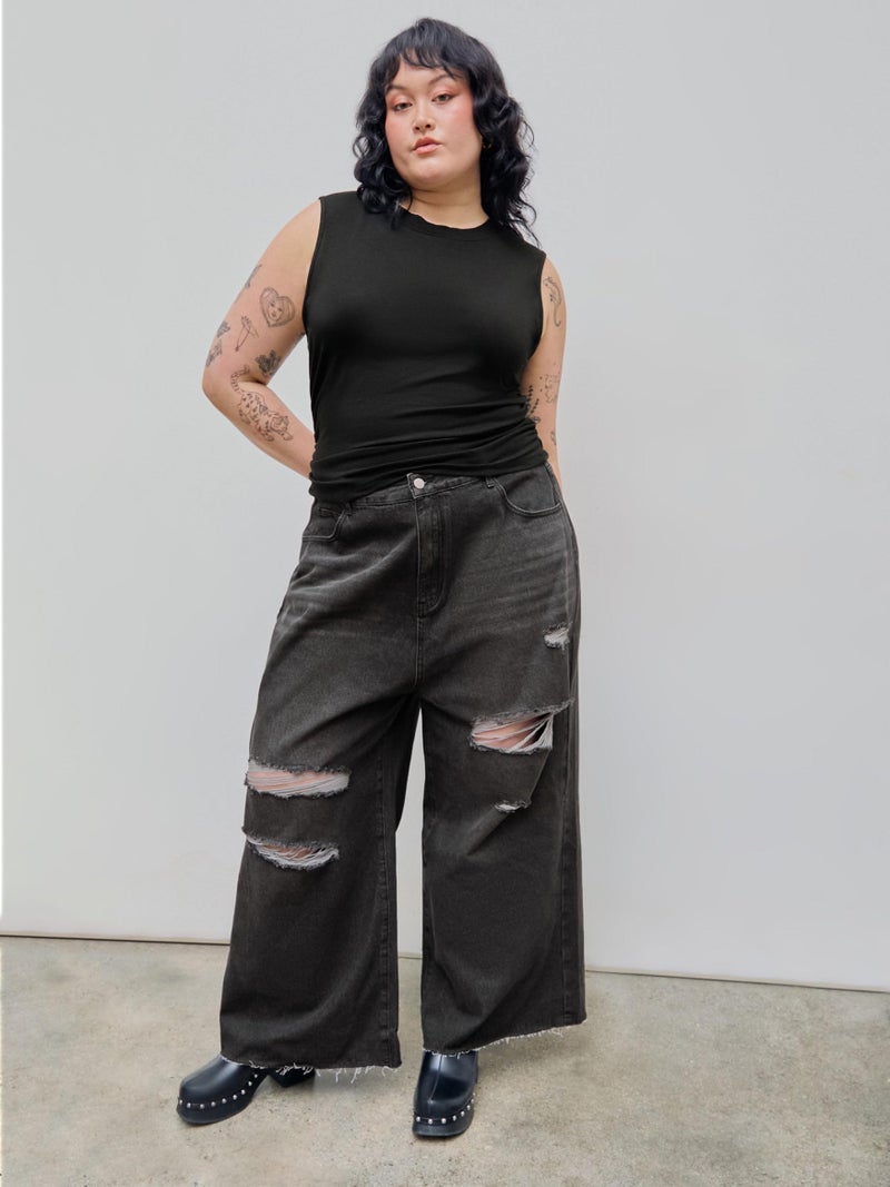 CIDER Plus Size Tops for Women Sleeveless Ruched Crew Neck Crop Tank Top Summer Casual Outfits - Image 5