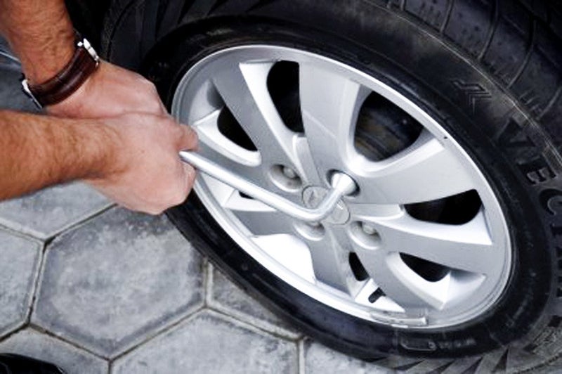 Auto Pearl Metal Car Spanner Wrench for - Kwid - Image 4