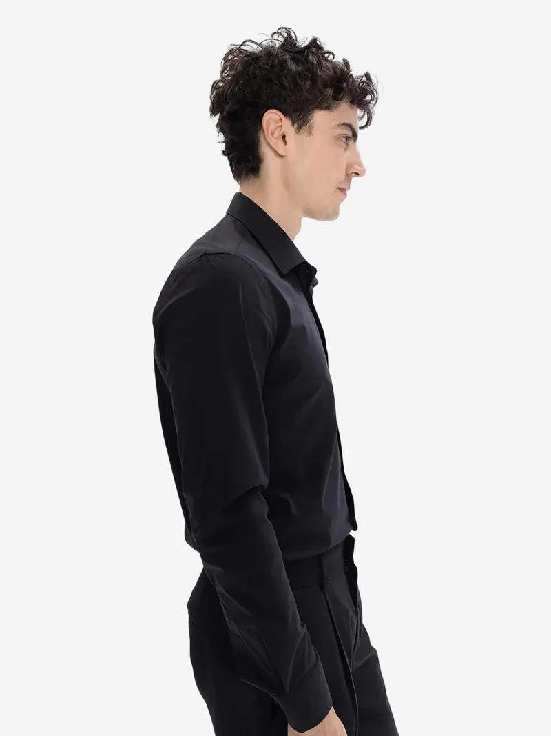 Giesto Black GIESTO Slim Fit Poplin Button-Up Shirt for Men | Best Price UAE