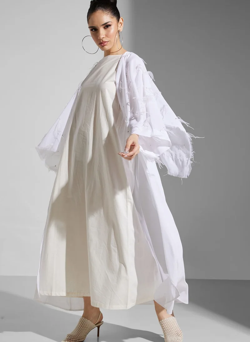 SINOIR Feather Detail Abaya