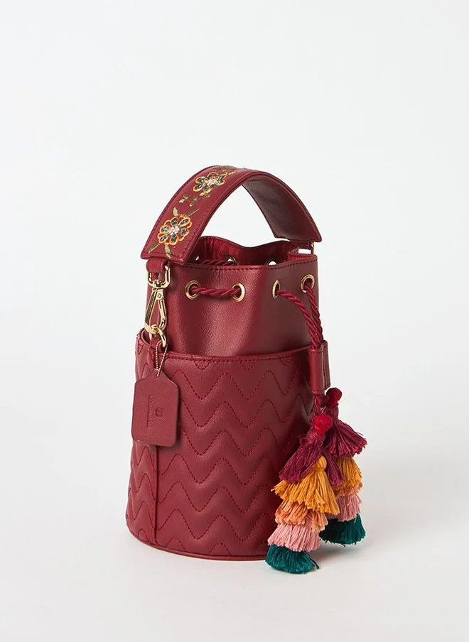 تشومباك The Bordeaux Bucket Bag | Palace Memoirs