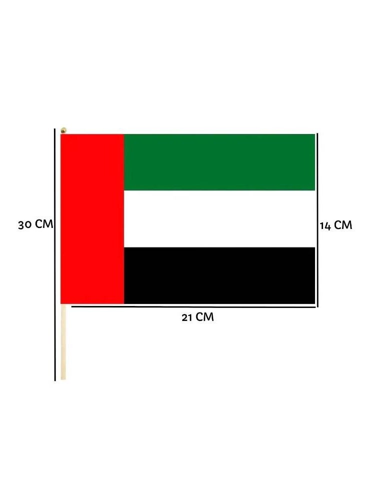 يوويل 12 قطعة علم الإمارات العربية المتحدة للاحتفال باليوم الوطني للتلويح بالأيدي أعلام مكتبية أعواد خشبية 21X14X30CM - Image 2