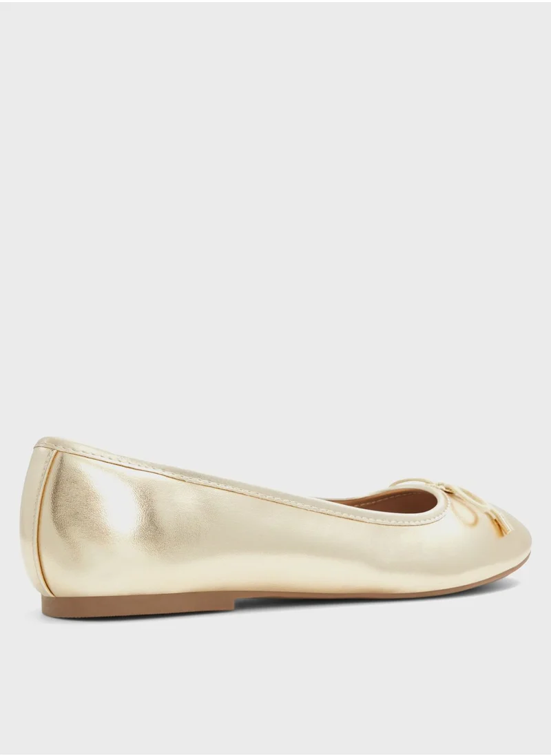 CALL IT SPRING Olivia Pointed Toe Pumps