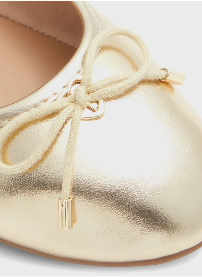 CALL IT SPRING Olivia Pointed Toe Pumps
