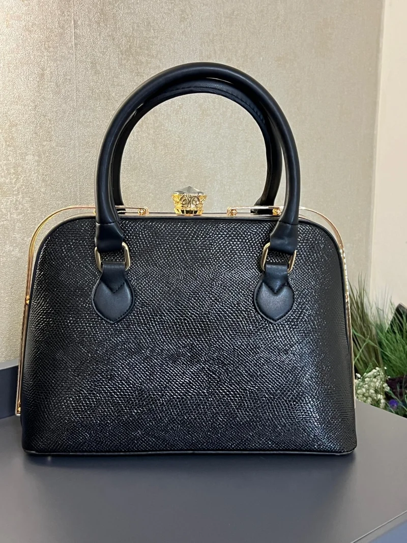ARMINE ARM.340.SH.V Special Color Konbin Leather Ladies Handbag Designed as Hand and Shoulder Bag