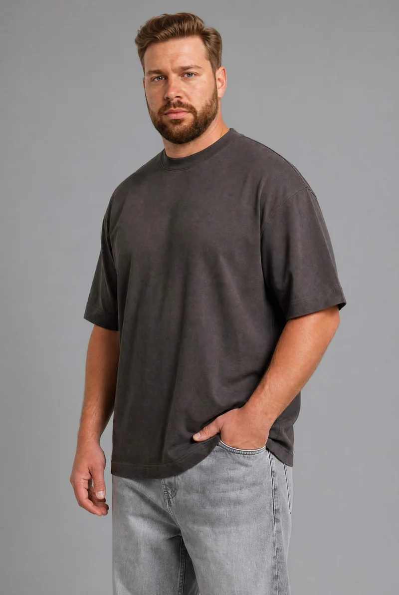 ديفاكتو Plus Size Boxy Fit T-Shirt