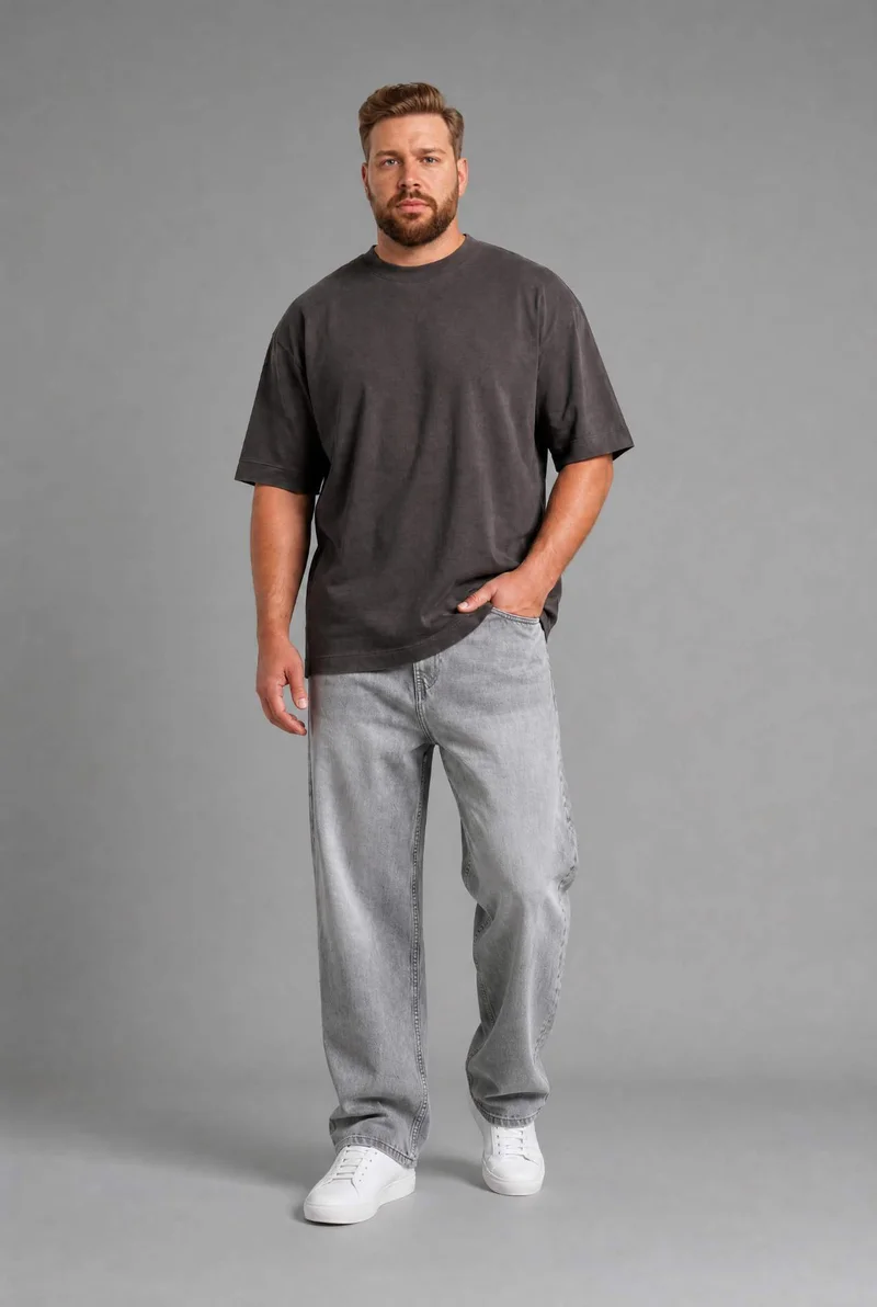 ديفاكتو Plus Size Boxy Fit T-Shirt