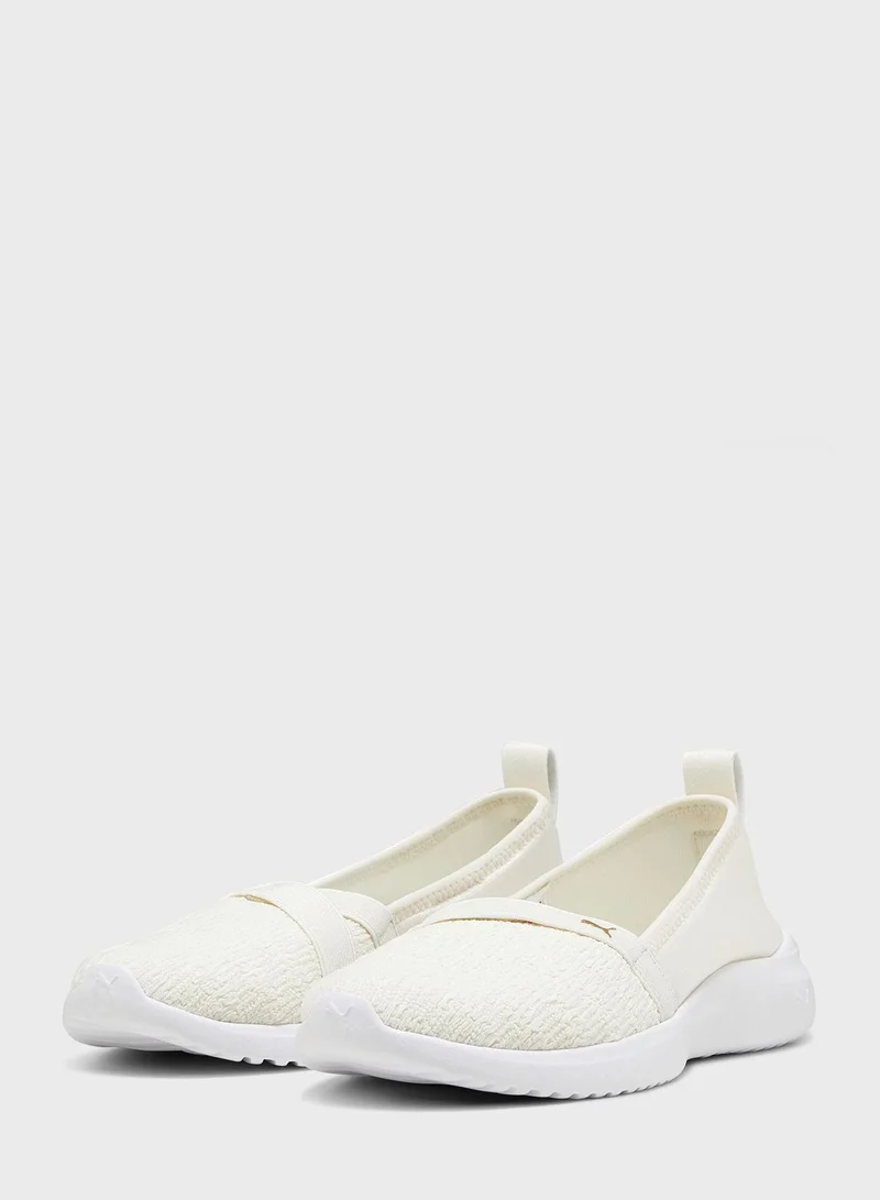 PUMA Adelina Regent Romance