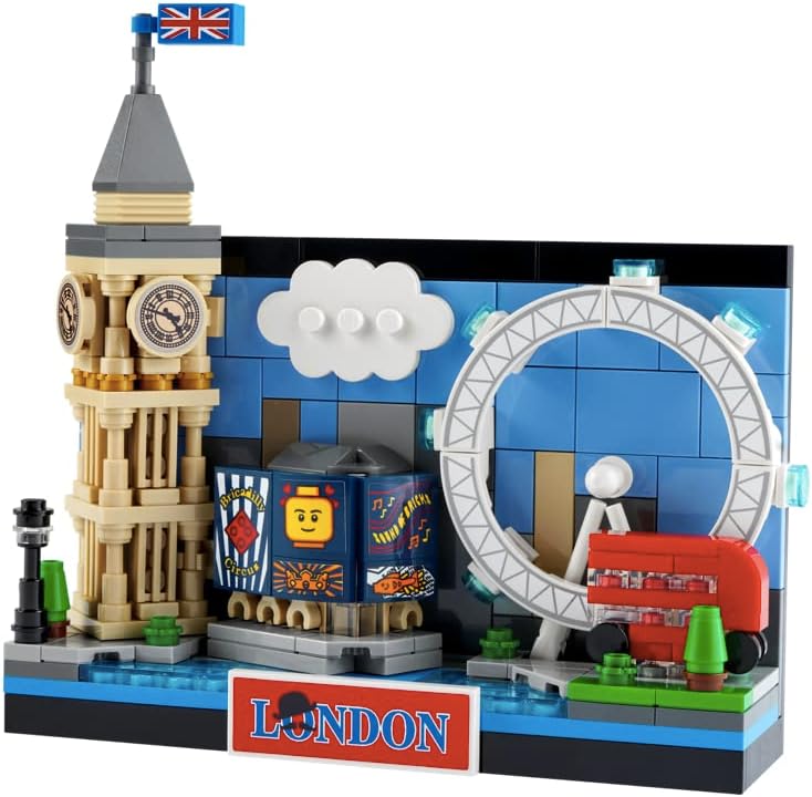 LEGO London Postcard (40569) - Image 1