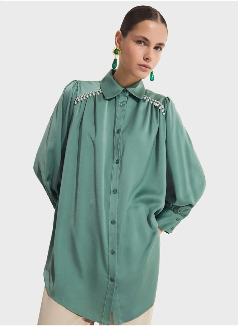 JUNE Embroidered Neck Button Down Shirt