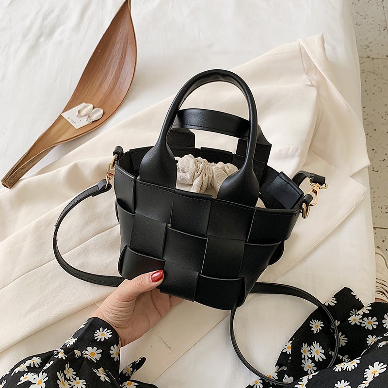 Korean Style Woven Portable Bucket Bag Women'S 2024 Spring And Arrival Trendy All-Match Mini Vegetable Basket Shoulder Crossbody Bag - Image 5