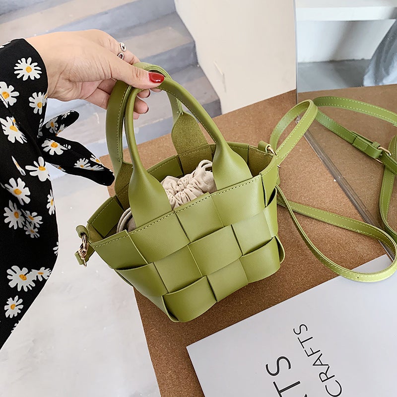 Korean Style Woven Portable Bucket Bag Women'S 2024 Spring And Arrival Trendy All-Match Mini Vegetable Basket Shoulder Crossbody Bag - Image 4