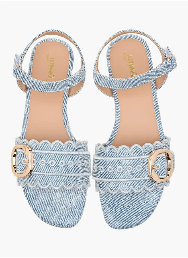 ميسي الصغيرة Girls Textured Strap Sandals With Hook And Loop Closure