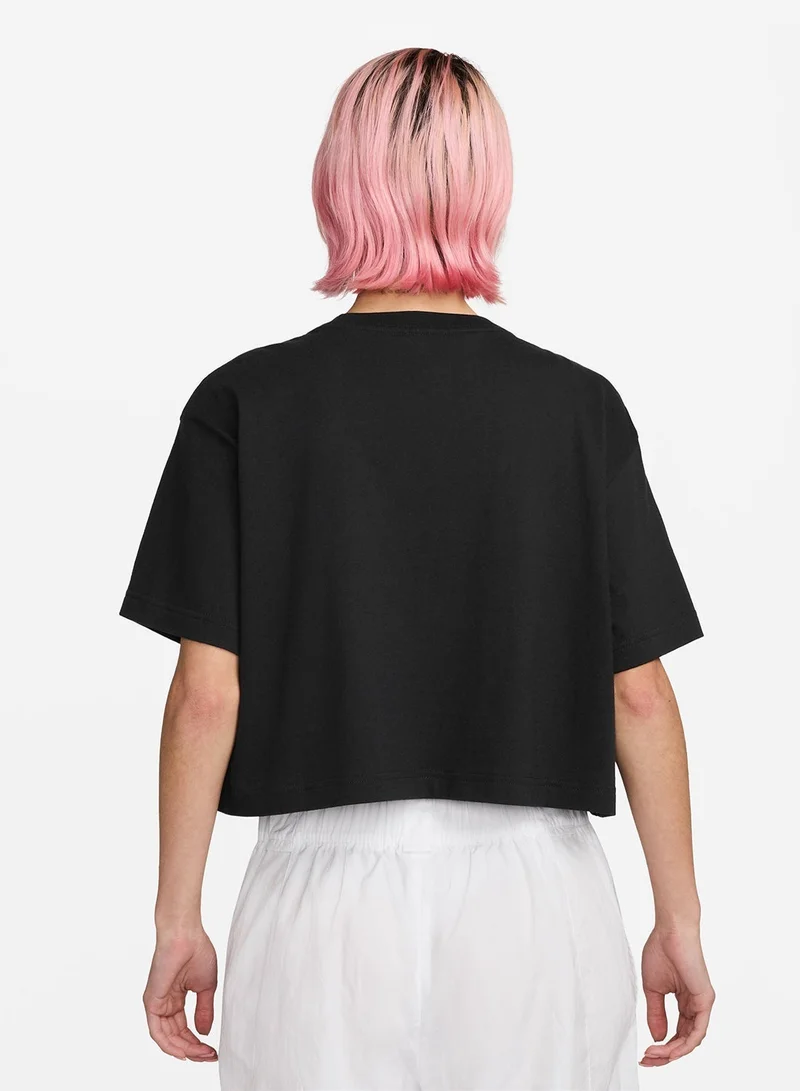Nike Nsw Club Cropped T-Shirt