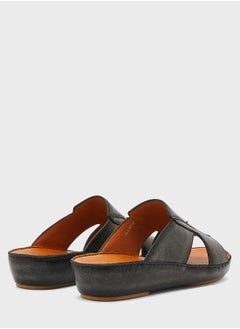 Posh La Vie Modern Classic Arabic Sandals  - Image 4
