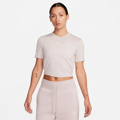 Nike Women's Sportswear Essential Crop Top