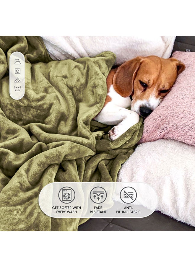 Hotel Linen Klub - Single Micro Fleece Flannel Blanket 260 GSM Super Plush and Comfy Throw Blanket Size 150 x 200cm Olive - Image 1