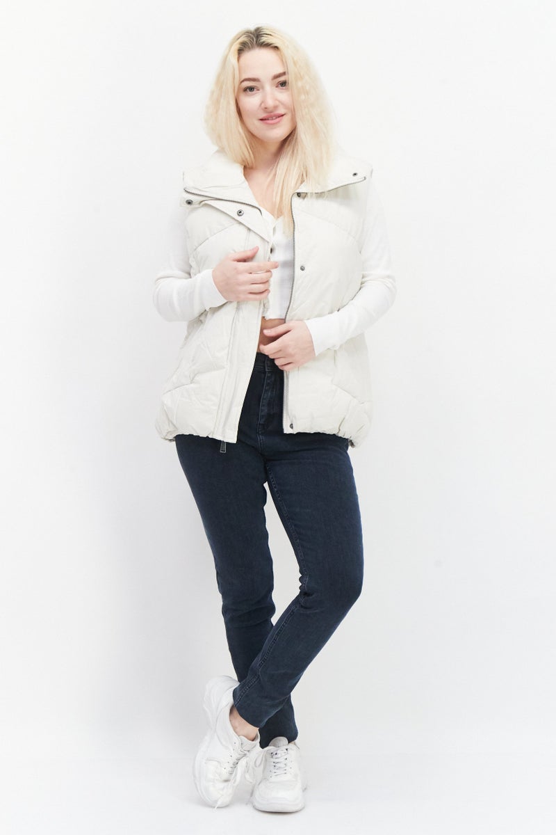 BCBGeneration Women Plain Puffer Vest, Cream - Image 4