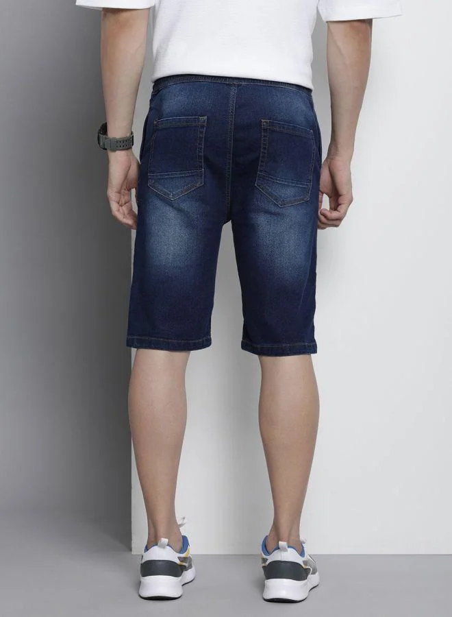 ذا انديان كراج كو Men Regular Fit Solid Mid-Rise Denim Shorts