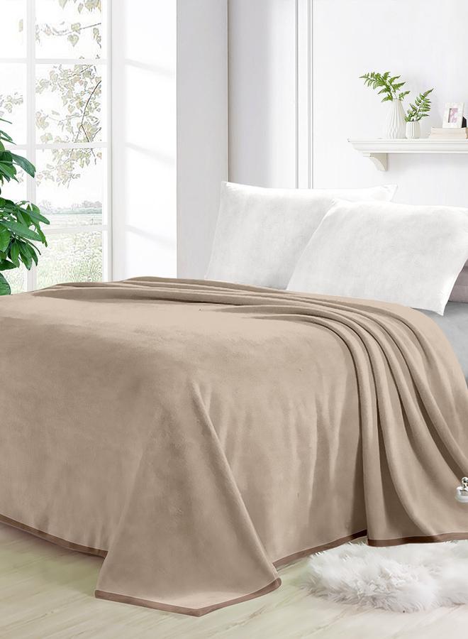 Plain Blanket 160X220Cm 100% Polyester Mocca