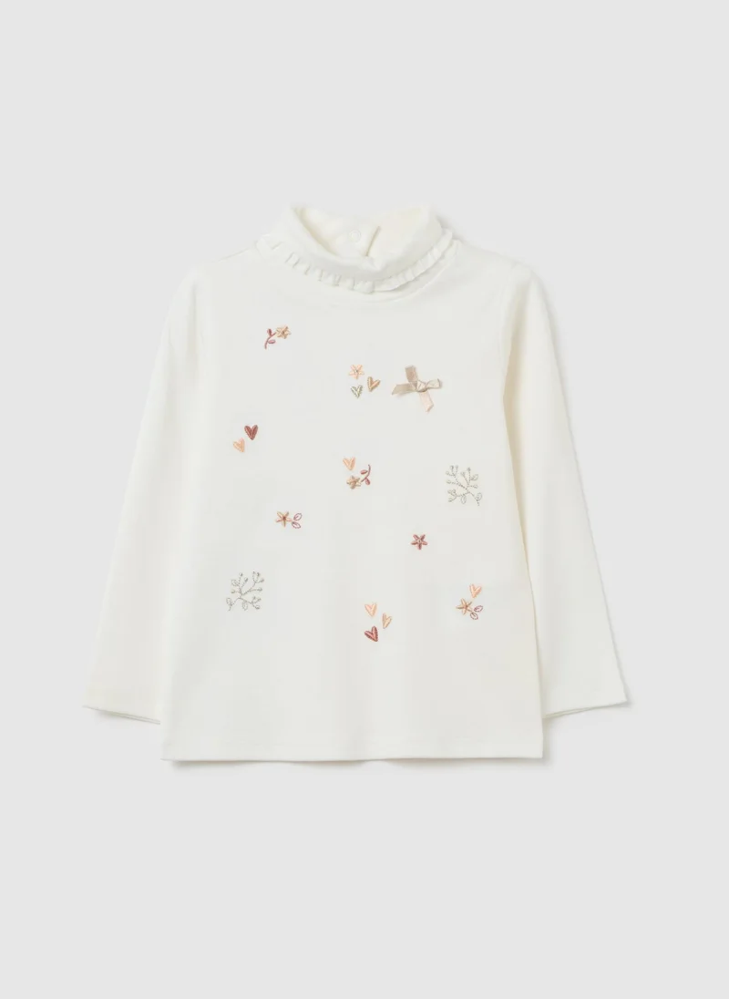 او في اس تيشيرت قطن أبيض سادة بقصة عادية وكشكشة للبنات من أو في إس