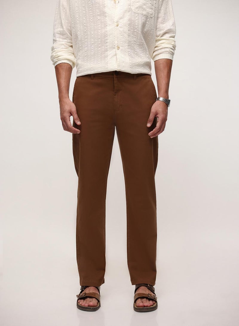 Dennis Lingo Brown Cotton Blend Solid Print Straight Fit Chinos Trouser For Men - Image 2