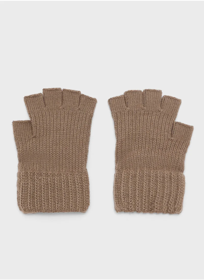 Seventy Five Knitted Half Finger Gloves