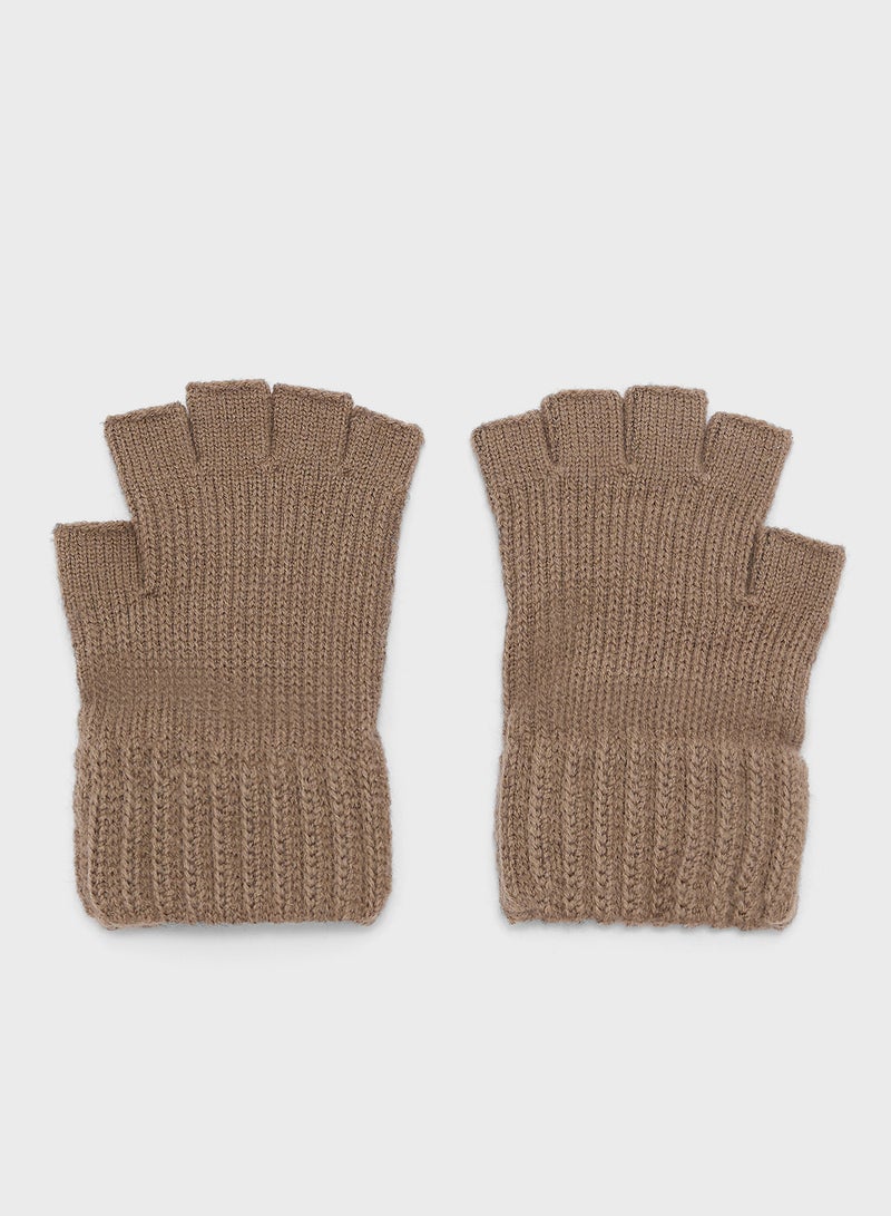 Seventy Five Knitted Half Finger Gloves  - Image 3