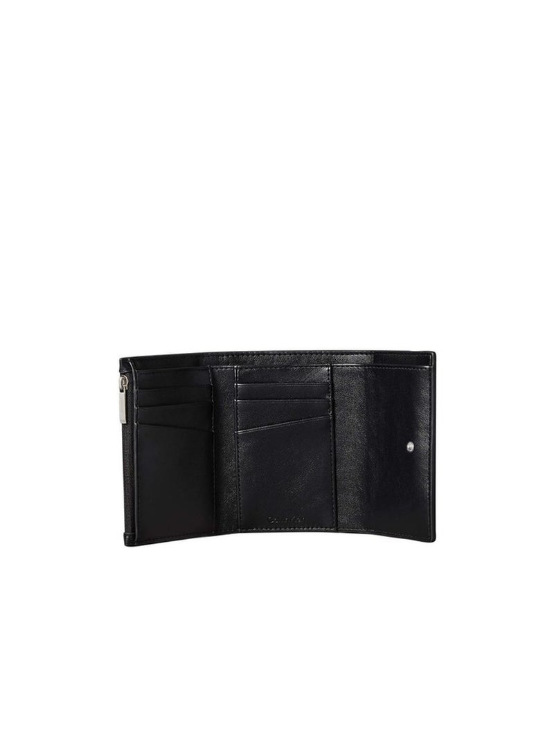 CALVIN KLEIN Quilted Zip Wallet - Image 3