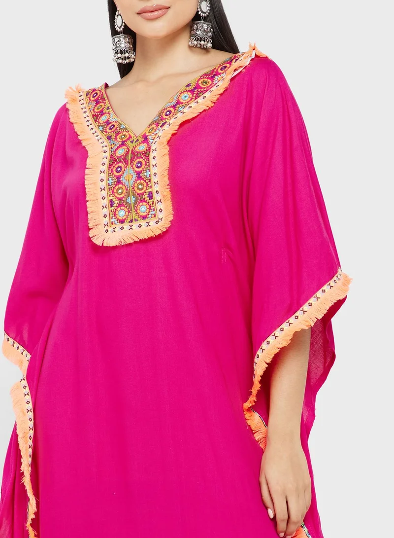 ARABIAN CLOSET Embroidered Flared Sleeve Kaftan