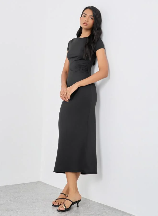 تايك تو Take Two Solid Black Short Sleeve Midi Dress