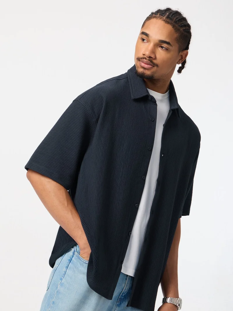 The Souled Store: Blue Iris Men and Boys Short Sleeve Spread Collar Navy Blue Solid Cotton Blend Oversized Shirt