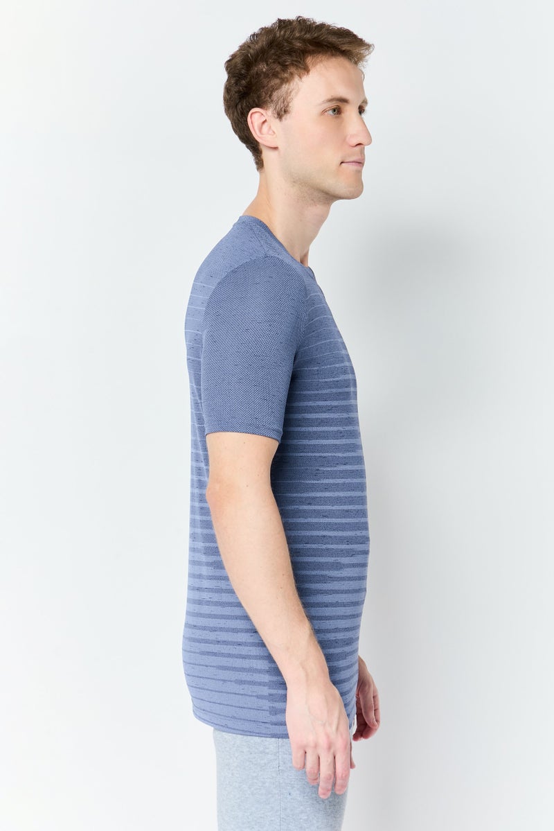 UNDER ARMOUR Men Fitted Short Sleeve Training T-Shirt, Ash Blue - Image 4