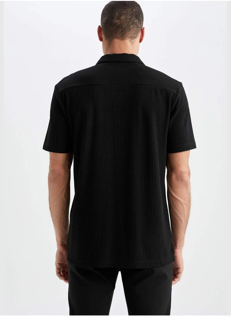 ديفاكتو Man Regular Fit Apache Neck Woven Top Short Sleeve Shirt