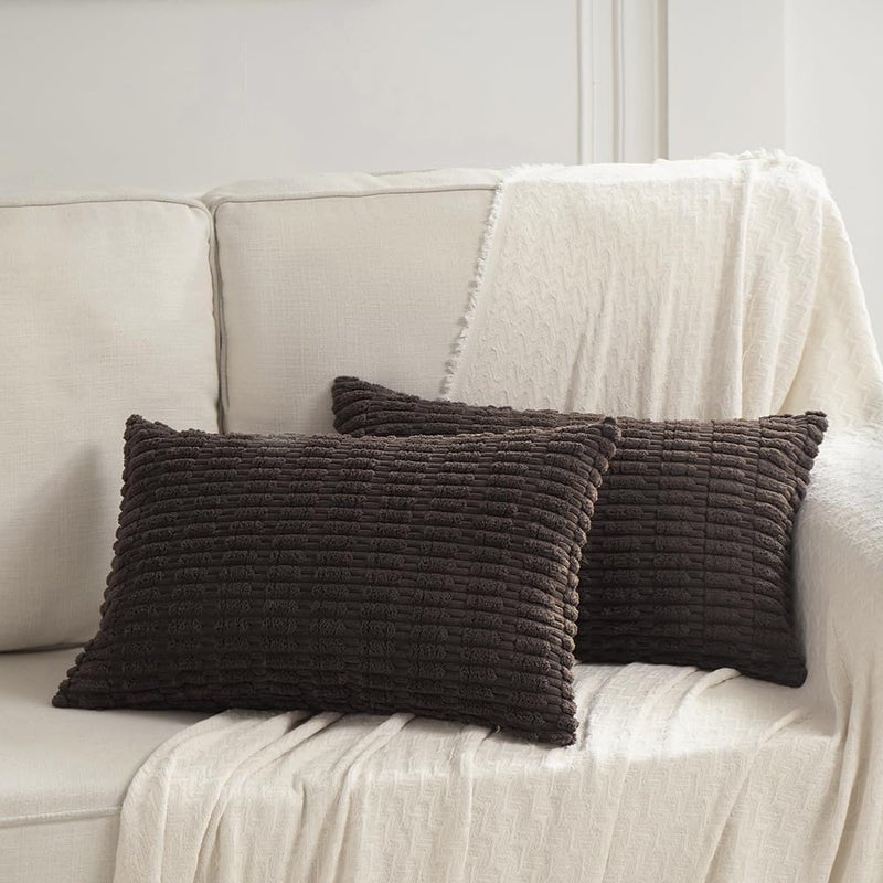 Fancy Homi فانسي هومي 2 عبوات أغطية وسائد زخرفية سوداء قابلة للرمي مقاس 26×26 بوصة لغرفة المعيشة والأريكة والسرير والأريكة، ديكور منزلي ريفي مزرعة بوهو، وسادة مخملية مخططة ناعمة مربعة مقاس 66×66 سم - Image 1