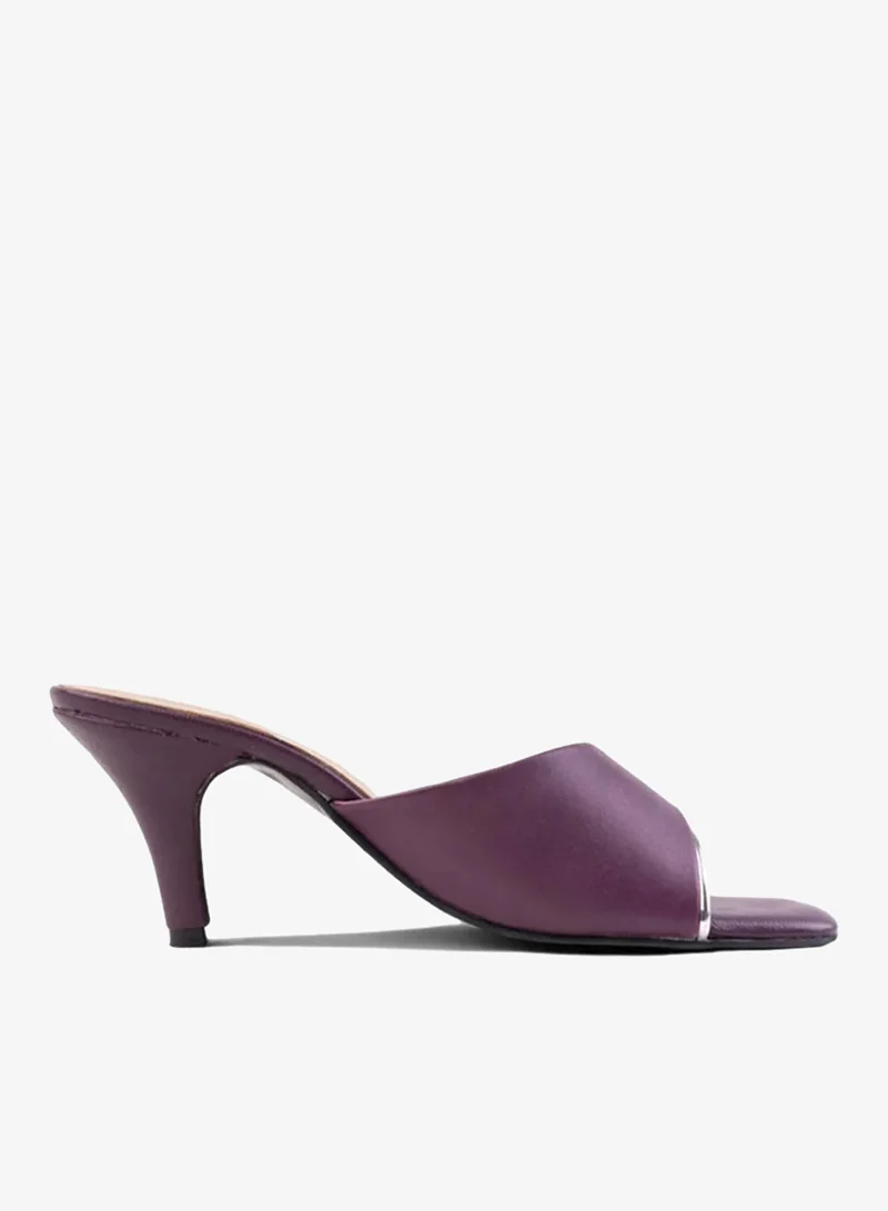 Language Women's Chaney Heel