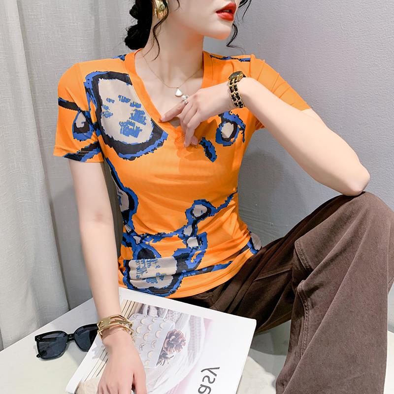 European 2023 Spring New Short-Sleeved Positioning Printed V-Neck Mesh T-Shirt Women'S Fashionable Slim-Fit Slimming Base Shirt Trendy - Image 3
