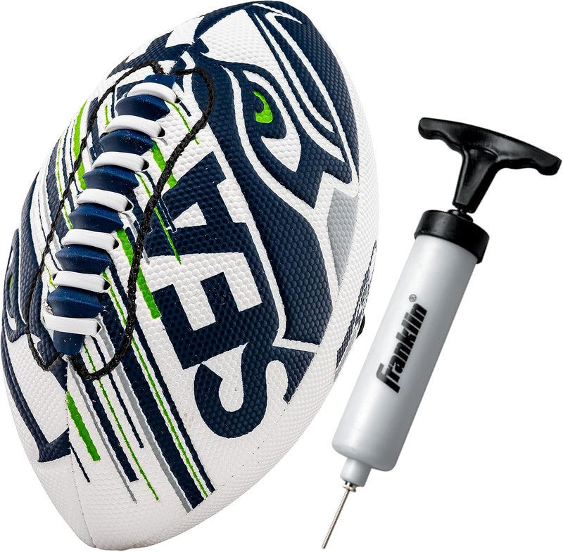 Franklin Sports كرات القدم المصغرة لفريق NFL - كرة قدم رسمية مرخصة من NFL بحجم 8.5" + مجموعة مضخة هواء - Image 1
