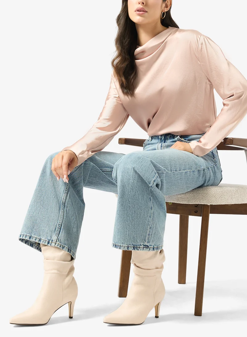 جينجر بوت للكاحل مدبب بتصميم متدلٍ