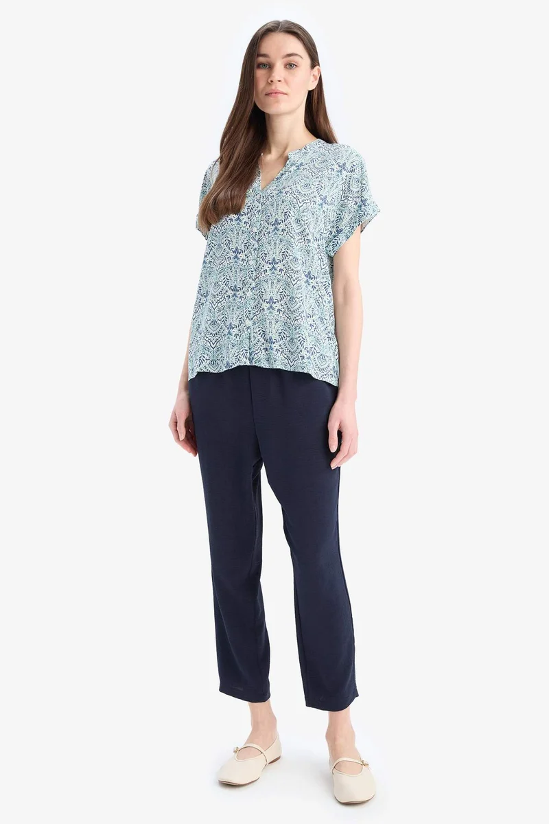 ديفاكتو Straight Fit Aerobin Trousers