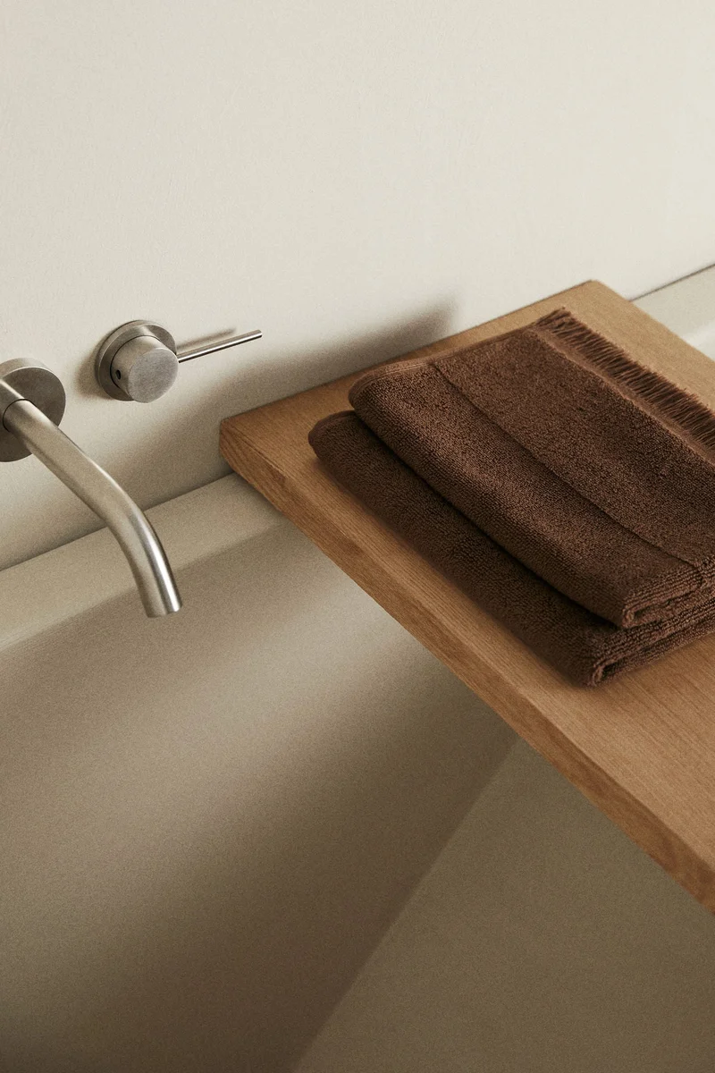 H&M Cotton terry hand towel