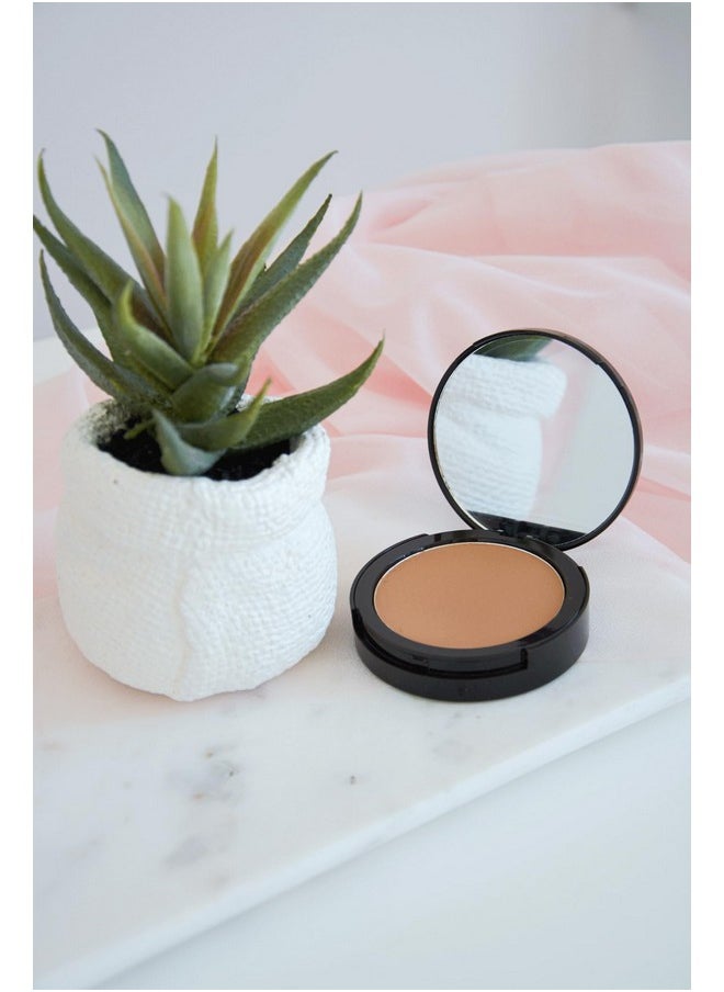 Manna Kadar Beauty Dual Powder Compact C6 Tan Shademedium To Full Coverage Longlasting Matte Finish Velvet Texture Hide Imperfections Covers & Smooths 4 Shades Highlight & Contour  - Image 3